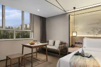 Moshang Light Residence Hotel (Urumqi Midong Branch) Hotel dekat Urumqi Midong Administration School