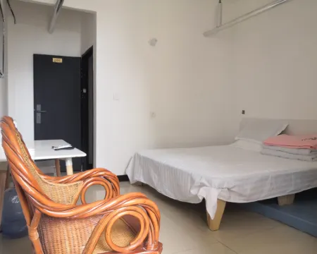 Xinyu Hotel Hotels in Laoling