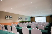 Phoenix Chain Hotel (Xuyong Bus Station) Hotels in Xuyong