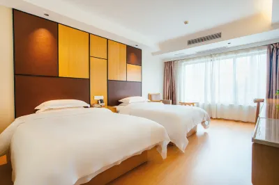 Home Inn Huaxuan Collection (Lu'an High-speed Railway Station) Hotel berhampiran Lu'an Railway Station