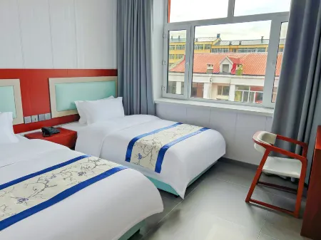 Pengcheng Business Hotel Отели рядом с достопримечательностью «Fuyuan Port»