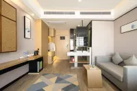 Clover Holiday Hotel (Guiping Xinggui) Các khách sạn ở Quế Bình