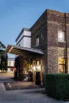 de Russie Boutique Hotel Hotels near CHAPMANS Guitars and Music