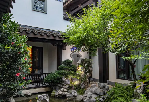 福州三坊七巷三寶賓邸- 2026 福州酒店訂房人氣優惠及住客評價｜Trip.com