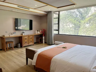Donghe Lijing Hotel