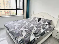 Longkou Qihai Xiaozhu B&B (Coast Huafu Branch)