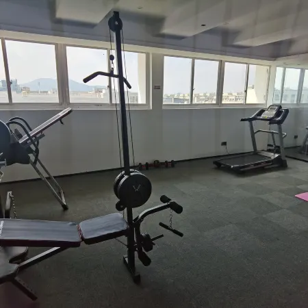 Pingyang Chenmao Guowei Hotel (Wanquan Zhenglou Industrial Zone Zilai Venture Park)