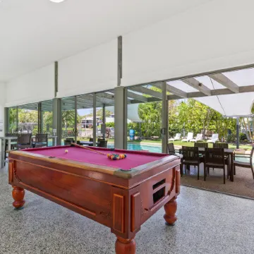 Beaches on Lammermoor Apartments