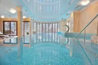 Retro Riverside Wellness Resort - Pools