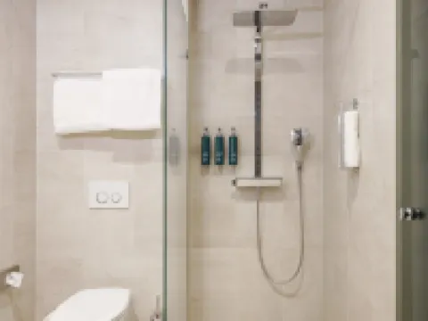 โรงแรมดับเบิลทรีบายฮิลตัน อัมสเตอร์ดัม NDSM วอร์ฟ โรงแรมในอัมสเตอร์ดัม