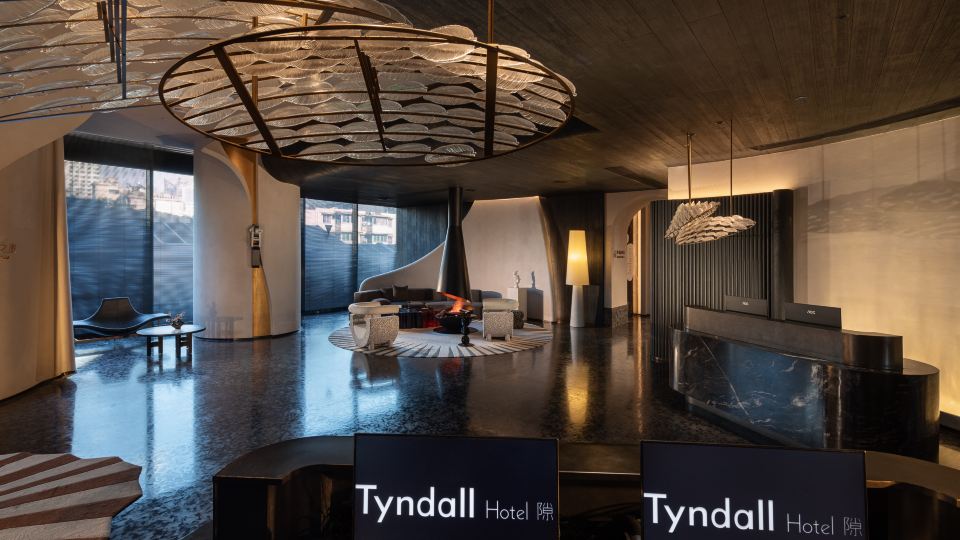 Tyndall Hotel · Gap