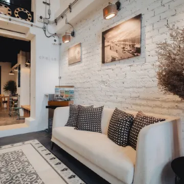 Xinlor House Отели рядом с достопримечательностью «Прогулочная улица Пхукета»