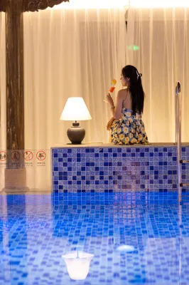 Swan Lake Inviting Moon Paviloin Hotel（Taierzhuang Ancient City Scenic Area） Hotel in zona Zaozhuang Technician College Tai'erzhuang Branch