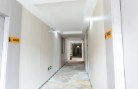 Shell Hotel (Jiefang Road, Yuexi County)