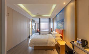 Boman Hotel (Zigong Fushun Yantan High-Speed Railway Station)