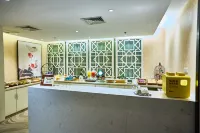 Langhua International Hotel (Zhengding Ancient City)