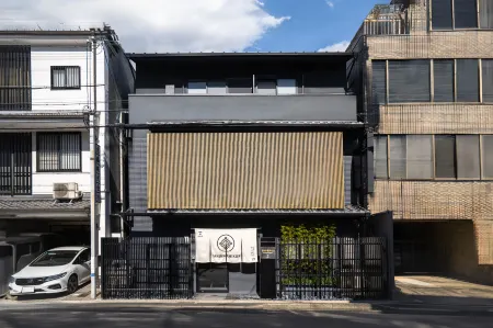 Tanimachikun･Hotel･Higashihonganji 19 Отели рядом со станцией Станция Фушими-Момояма