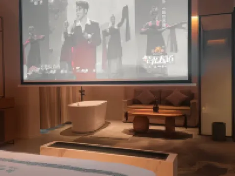 Yangguang Hotel Hotels in Tonghai