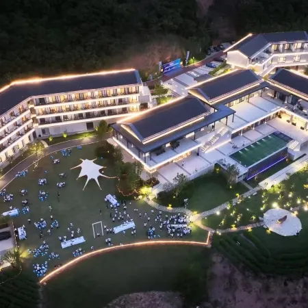 FANZHI LAKESIDE HOTEL