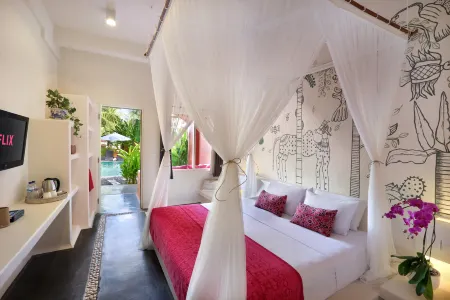 PinkCoco Uluwatu - Constant Surprises & for Cool Adults Only