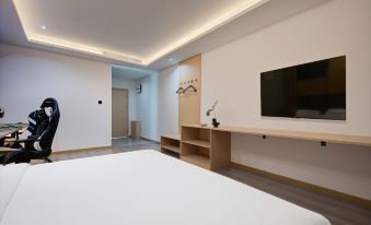 Nuanyang Forest E-Sports Hotel (Taiyuan Fendong Street Haohai Commodity Trade City)