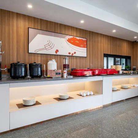 Shankee Coffee Style Hotel (Zhangzhou Pinghe Yangming Park)