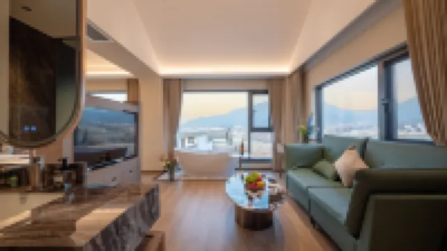 Rongyuelou Hotel (Jiuhua Mountain)