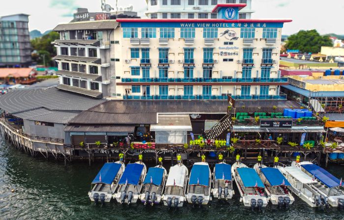 Wave View Hotel