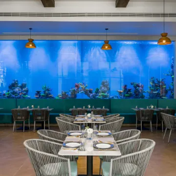 Kora Beach Resort Phuket Отели рядом с достопримечательностью «Пляж Наитхон»