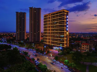 Littel hotel Hotels near Huangpu Sports Center