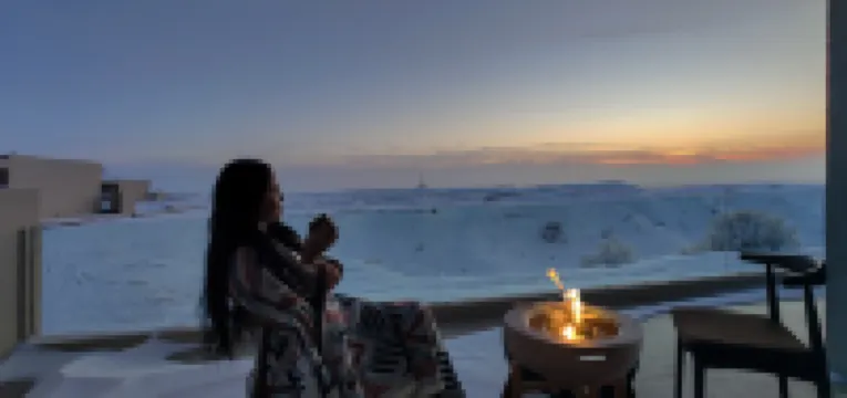 Fuhai Worlda Luxury Wilderness Hotel (Haishang Devil City)