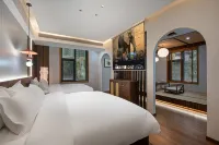 花築·廬山枕泉居リゾート（三疊泉瀑布） 三畳泉周辺のホテル