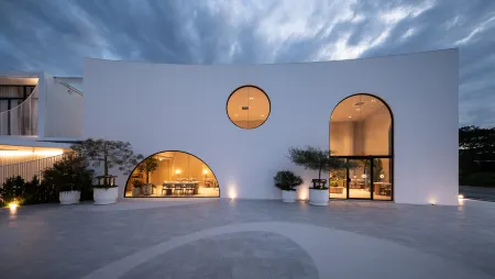 Halff Hotel Отели в г. Чантхабури