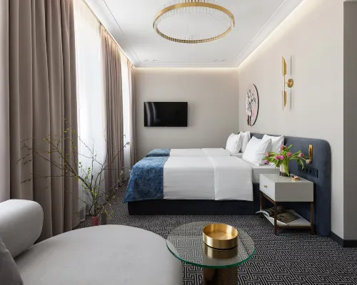 Helen Hotel アイス パレス周辺のホテル