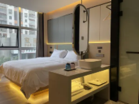 HuanCheng Hotel（(Shenzhen Dongmen Old Street MixC Store)）