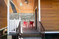 Homestays in Baihuazhai Scenic Area