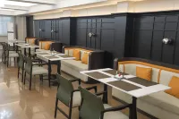 蒙特內哥羅五洲大飯店 - 早餐
