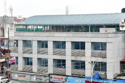 Hotel Monarch Center Point Near Dahanu Beach, Bordi Hotels in Dahanu