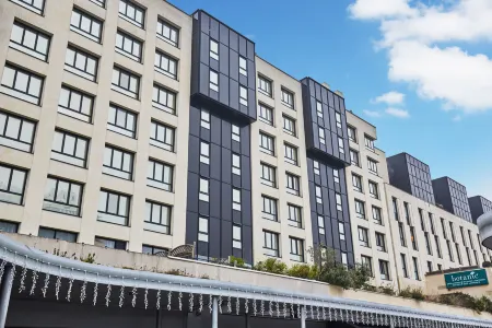 Appart'hôtel Odalys City Campus - Paris Rueil Malmaison Отели в г. Шату