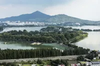 The Westin Nanjing Xuanwu Lake - Mountain view