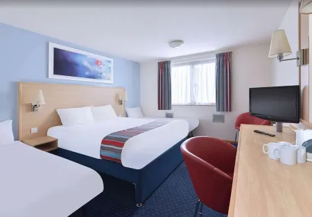 Travelodge Buckingham Отели рядом с достопримечательностью «Силверстон Серкут»