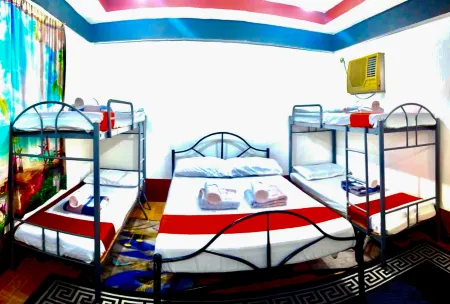 Dmi Hotels and Apartments, Tabaco City Albay by RedDoorz Отели в г. Bacacay