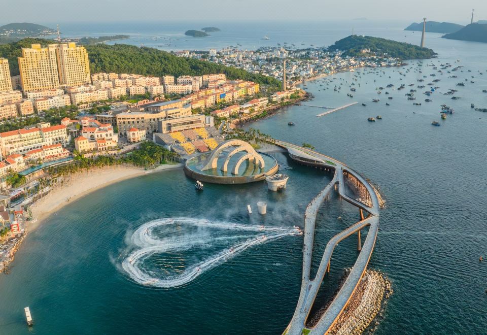 솔레아 호텔, 선셋 타운 푸꾸옥