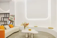 Jiayi Express Hotel Отели рядом с достопримечательностью «Школы хоккейных мастеров»