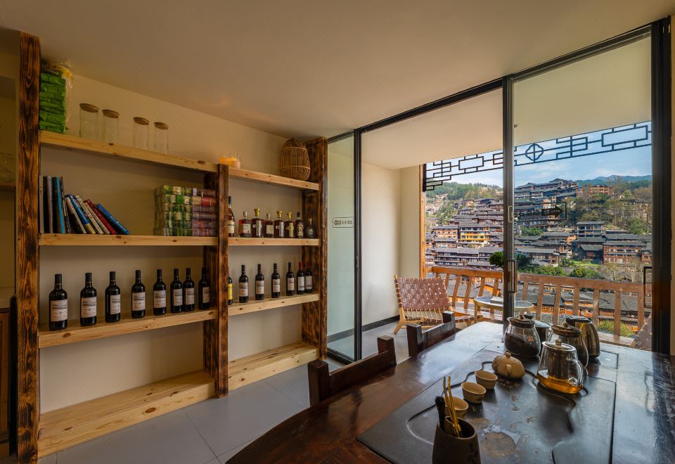 위에 스테이 럭셔리 호텔의 고급스러운 실내 디자인