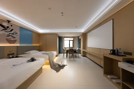 TingHai Hotel Отели рядом с достопримечательностью «Zhongkai University of Agriculture & Engineering»