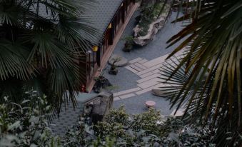 Emeishan Foya Zen Tea Manor
