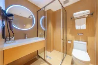 Cloud Season Hotel Hotels near Shantou Dongshan Lake