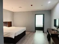 Rujia Yiju Hotel