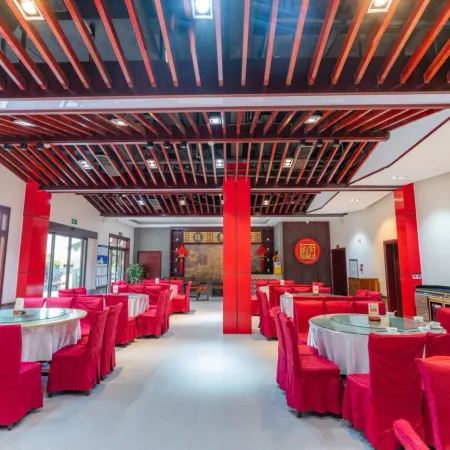 Qiongtai Hotel